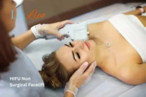Woman having Hi-Fu to reduce wrinkles Isleworth.